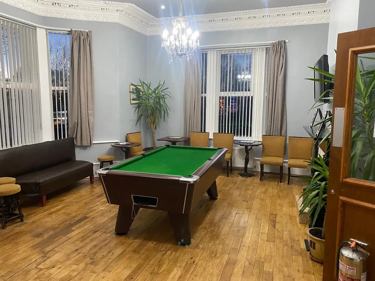 Clifton Hotel Newcastle 3*, 뉴캐슬어폰타인
