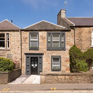  Guest house 48 Gilmore Place Residences United Kingdom