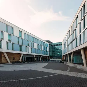 Hotel Doubletree By Hilton International Airport