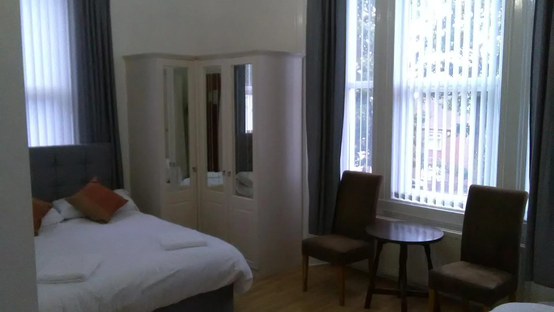 Clifton Hotel Newcastle 3*, Newcastle upon Tyne